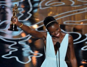 12 Years a Slave Wins Oscar for Best Film, Lupita Nyong&#8217;o takes Oscar for best supporting actress