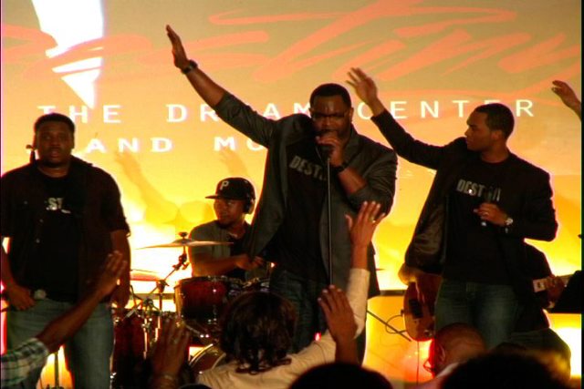 Hollywood Turns Out for KEVIN LEVAR&#8217;S Pre-Release Concert