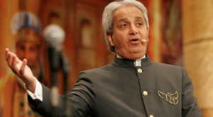 Benny Hinn Hospitalized for Heart-Related Issues