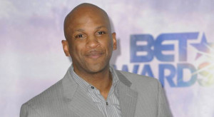 Donnie McClurkin Tapped to Pay Tribute to the late Andrae’ Crouch on BET Awards