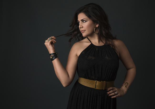 LADY ANTEBELLUM&#8217;S HILLARY SCOTT REVEALS DEBUT SINGLE &#8220;THY WILL&#8221; OFF UPCOMING FAITH-BASED COLLECTION