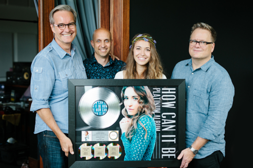 Lauren Daigle Tops 1 Million Albums Sold Earning Platinum Status