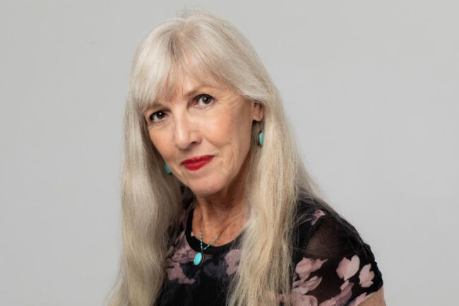 Linda Boles Drops ‘New Life’