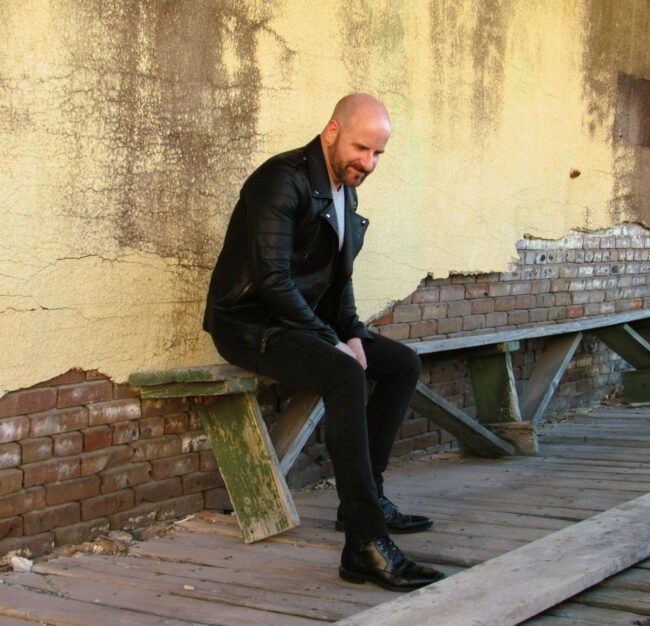 Timothy Davis Unveils New Single