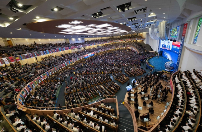 Explosive Spread of the Gospel in Africa and the Future of Christianity