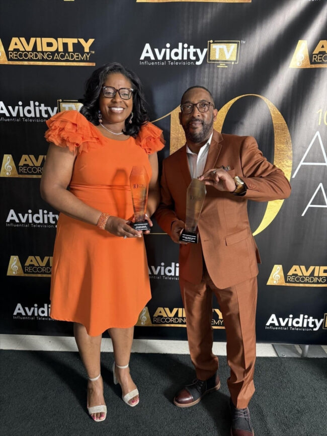 Dr. Alyn E. Waller Wins Male Vocalist of the Year at 2025 Avidity Awards